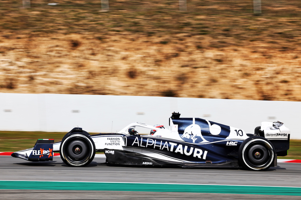 TEST BARCELLONA, Pierre Gasly (FRA) AlphaTauri AT03.
24.02.2022. Formula One Testing, Day Two, Barcelona, Spain. Giovedi'.
- www.xpbimages.com, EMail: requests@xpbimages.com © Copyright: Batchelor / XPB Images