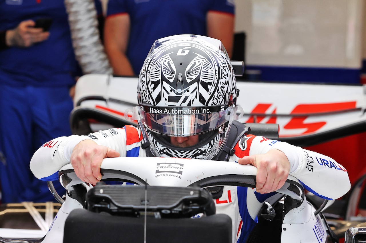TEST BARCELLONA, Nikita Mazepin (RUS) Haas F1 Team VF-22.
24.02.2022. Formula One Testing, Day Two, Barcelona, Spain. Giovedi'.
- www.xpbimages.com, EMail: requests@xpbimages.com © Copyright: Moy / XPB Images