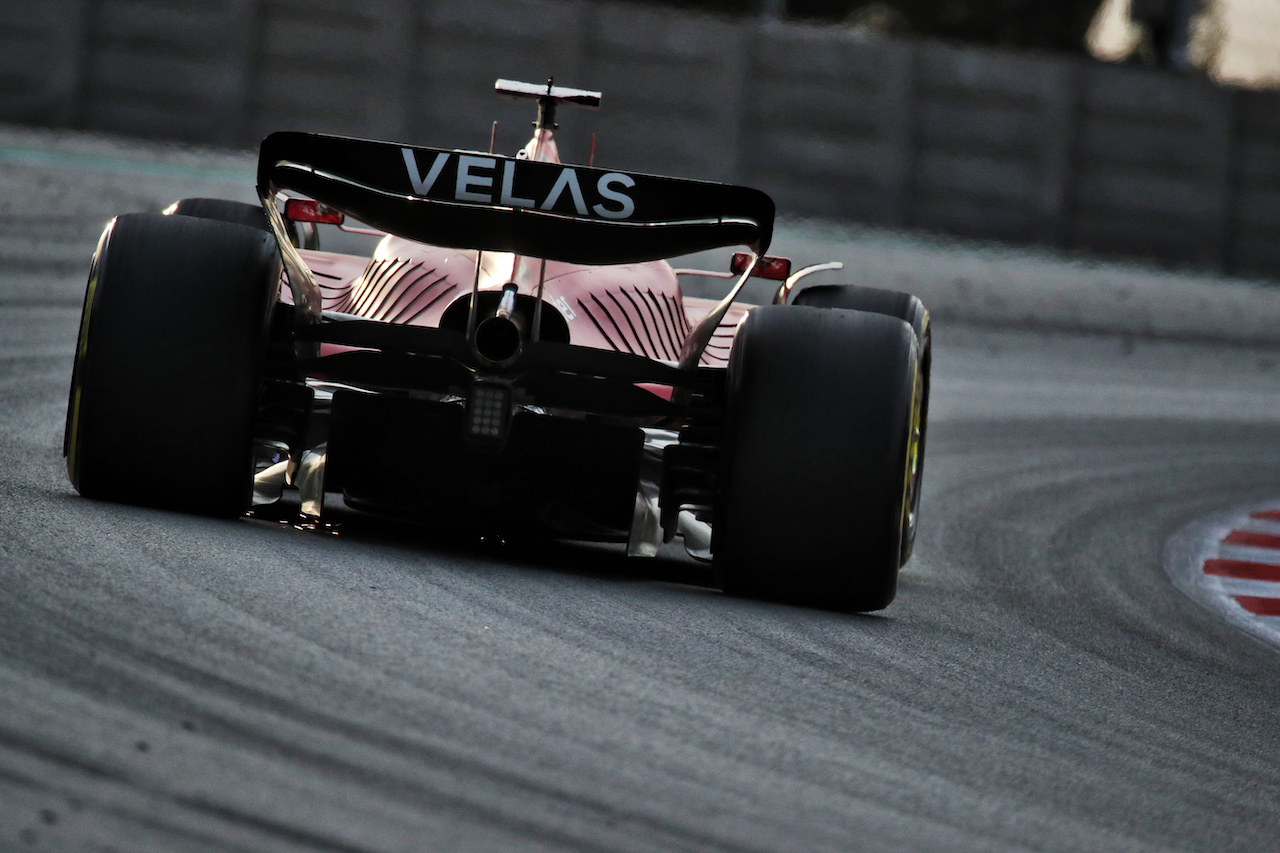 TEST BARCELLONA, Charles Leclerc (MON) Ferrari F1-75.
24.02.2022. Formula One Testing, Day Two, Barcelona, Spain. Giovedi'.
 - www.xpbimages.com, EMail: requests@xpbimages.com © Copyright: Coates / XPB Images