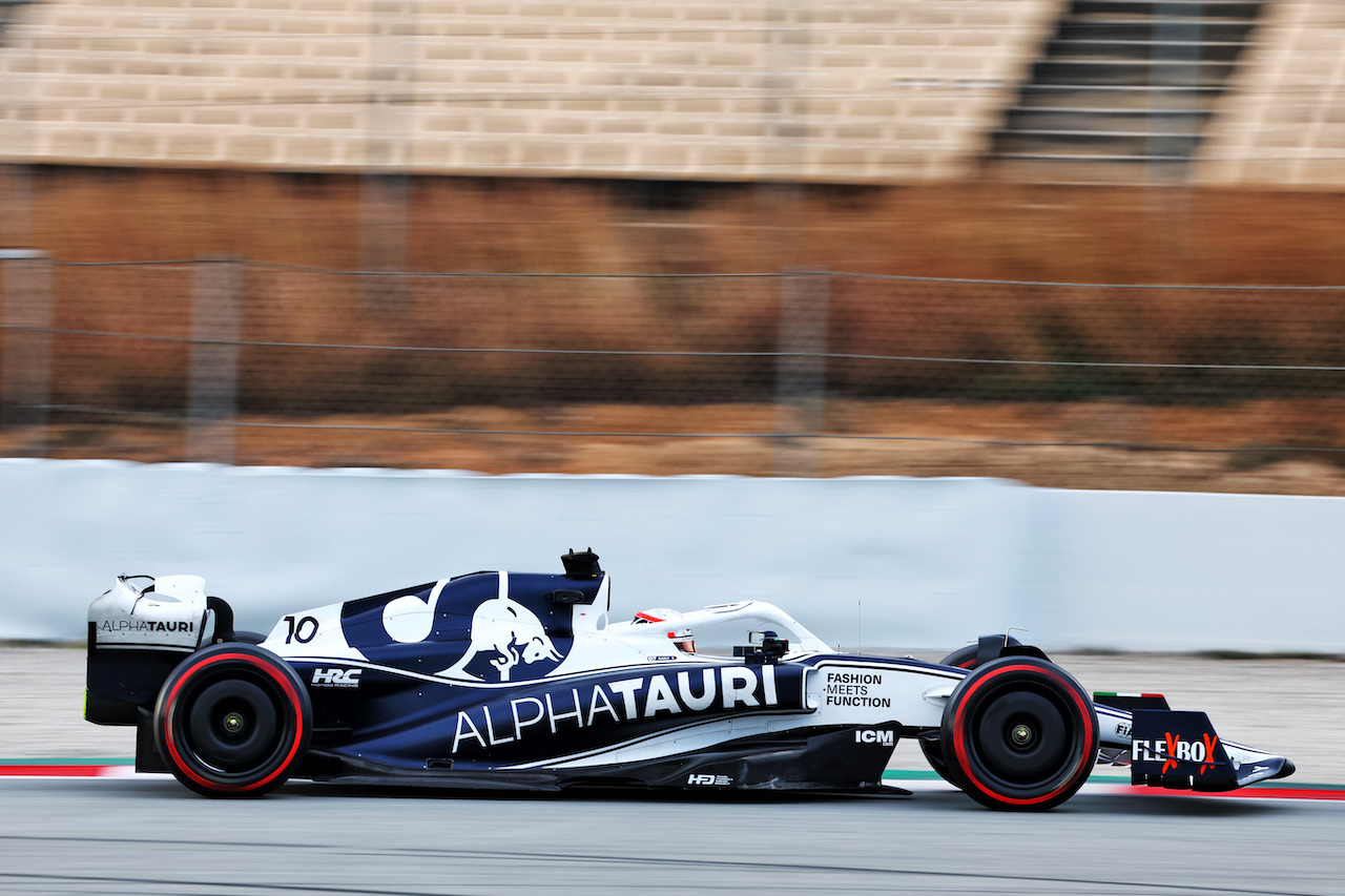 TEST BARCELLONA, Pierre Gasly (FRA) AlphaTauri AT03.
24.02.2022. Formula One Testing, Day Two, Barcelona, Spain. Giovedi'.
- www.xpbimages.com, EMail: requests@xpbimages.com © Copyright: Batchelor / XPB Images
