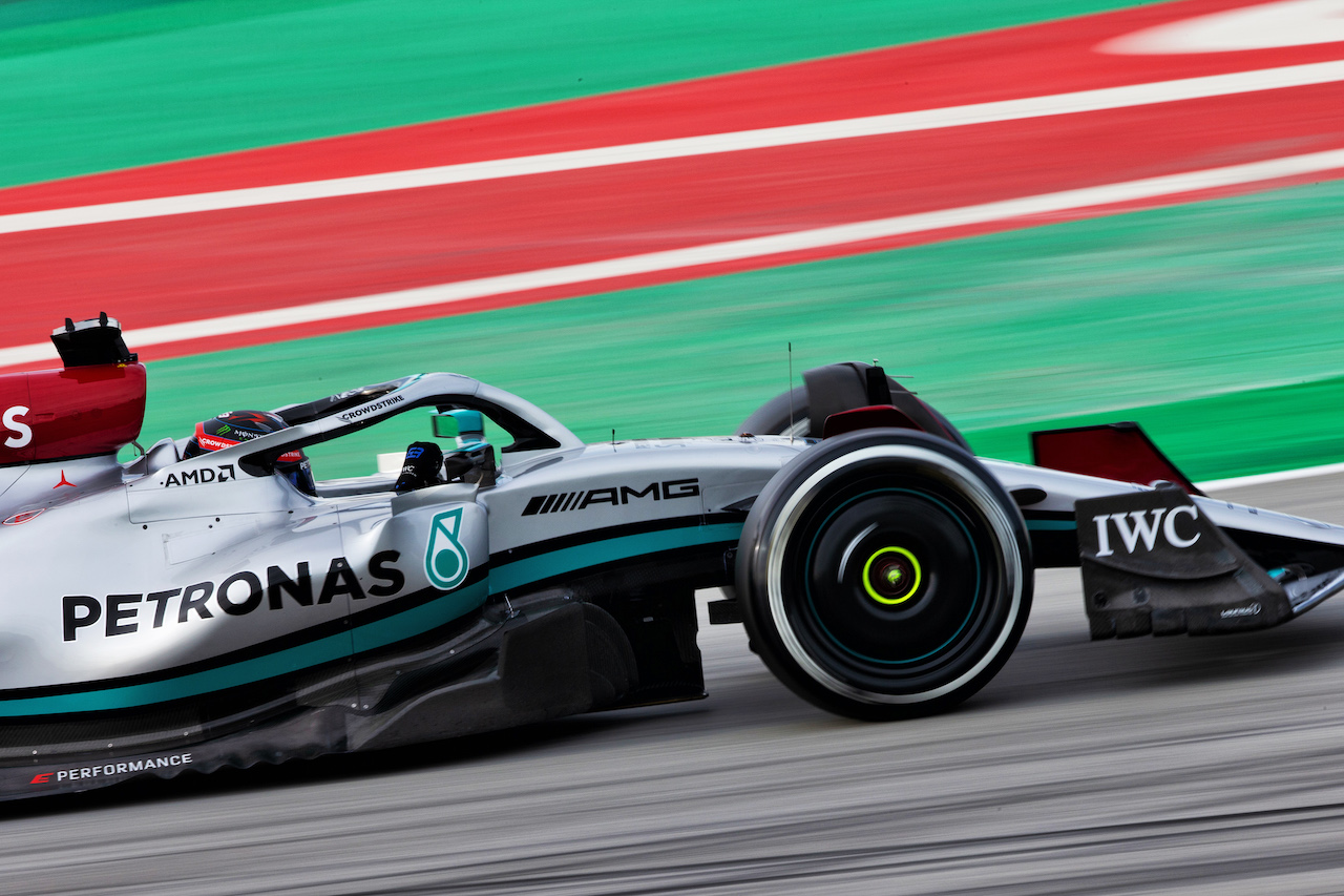 TEST BARCELLONA, George Russell (GBR) Mercedes AMG F1 W13.
24.02.2022. Formula One Testing, Day Two, Barcelona, Spain. Giovedi'.
- www.xpbimages.com, EMail: requests@xpbimages.com © Copyright: Rew / XPB Images