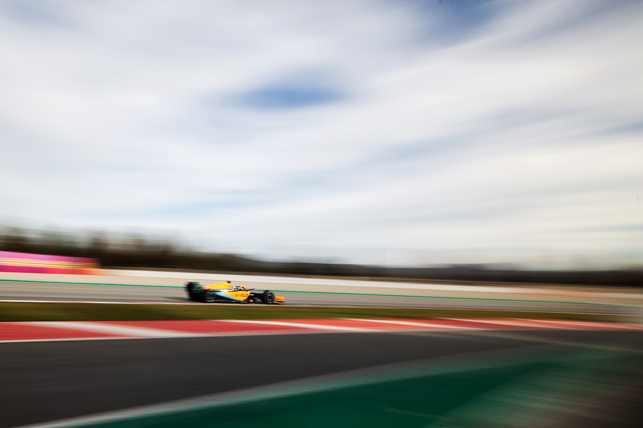 TEST BARCELLONA, Daniel Ricciardo (AUS) McLaren MCL36.
24.02.2022. Formula One Testing, Day Two, Barcelona, Spain. Giovedi'.
- www.xpbimages.com, EMail: requests@xpbimages.com © Copyright: Rew / XPB Images