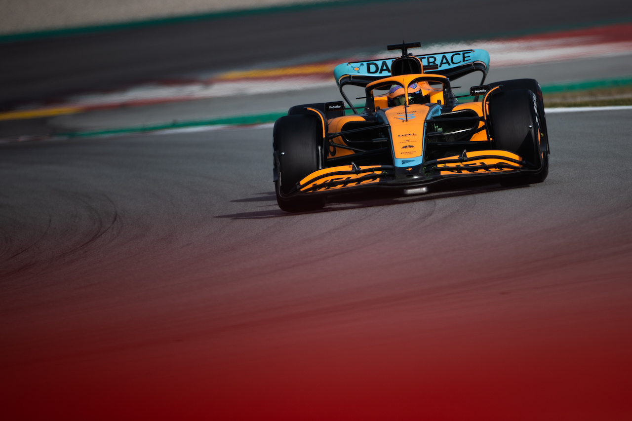 TEST BARCELLONA, Daniel Ricciardo (AUS) McLaren MCL36.
24.02.2022. Formula One Testing, Day Two, Barcelona, Spain. Giovedi'.
- www.xpbimages.com, EMail: requests@xpbimages.com © Copyright: Price / XPB Images