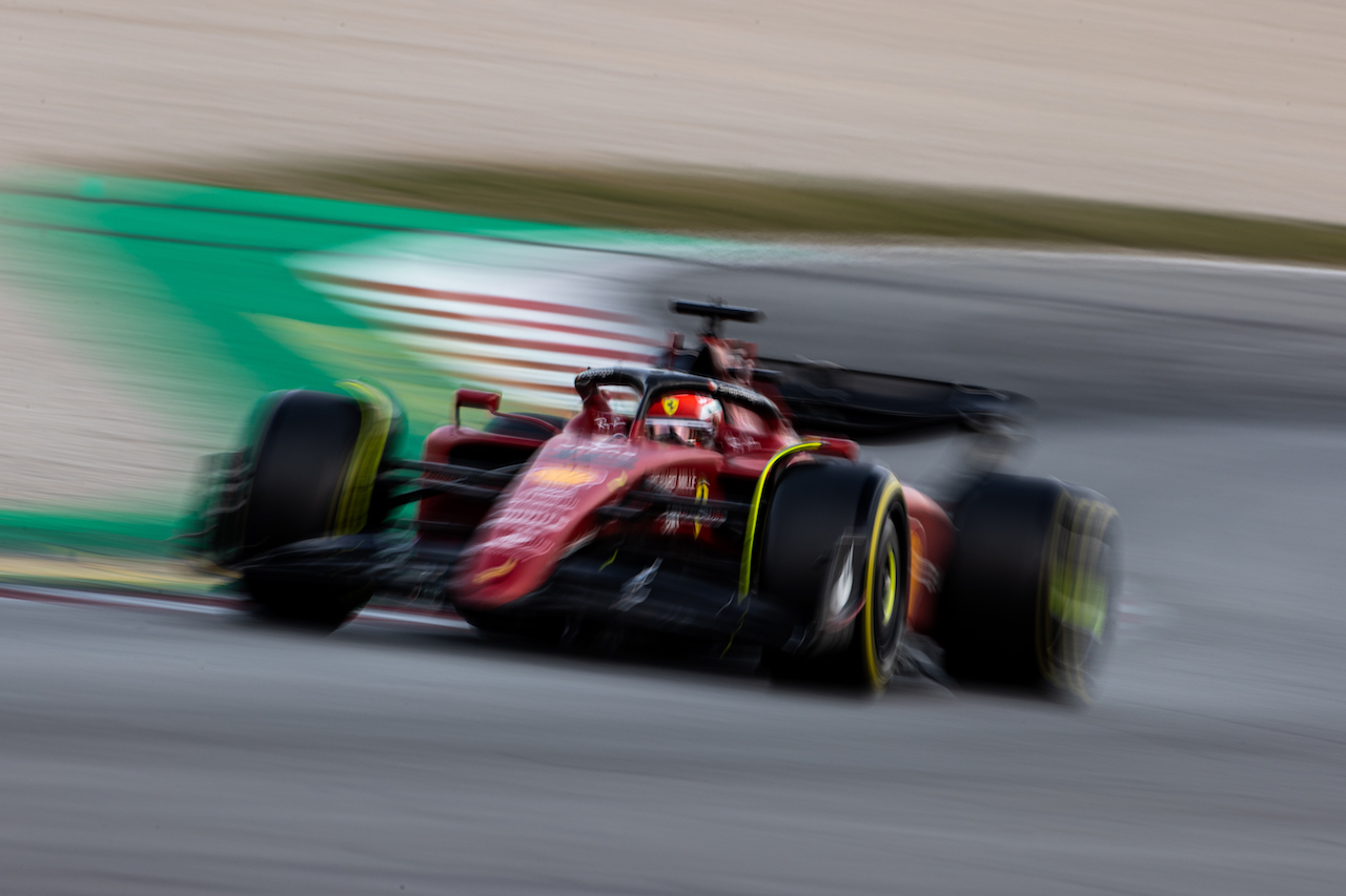 TEST BARCELLONA, Carlos Sainz Jr (ESP) Ferrari F1-75.
24.02.2022. Formula One Testing, Day Two, Barcelona, Spain. Giovedi'.
- www.xpbimages.com, EMail: requests@xpbimages.com © Copyright: Price / XPB Images