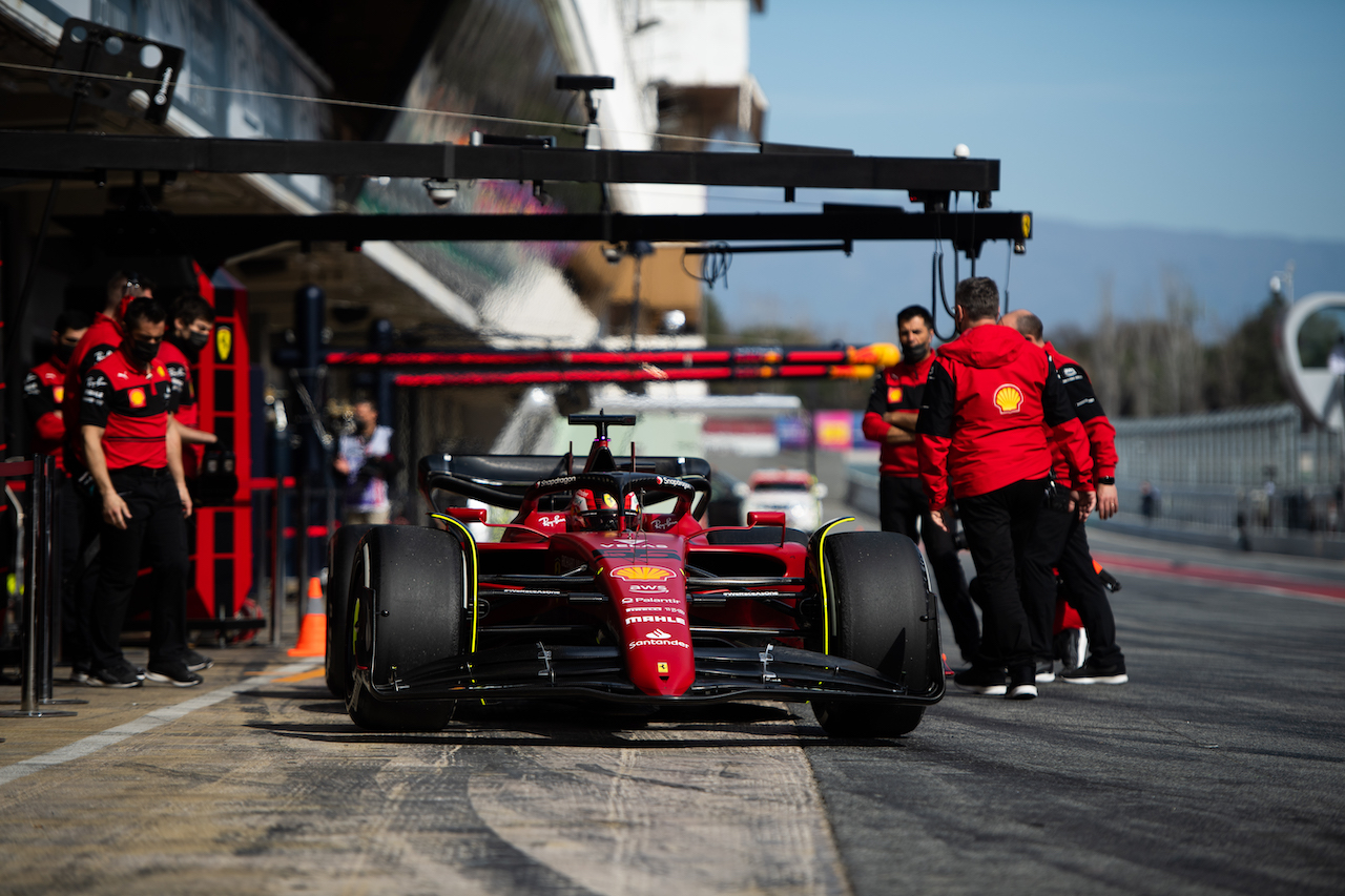 TEST BARCELLONA, Carlos Sainz Jr (ESP) Ferrari F1-75.
24.02.2022. Formula One Testing, Day Two, Barcelona, Spain. Giovedi'.
- www.xpbimages.com, EMail: requests@xpbimages.com © Copyright: Price / XPB Images