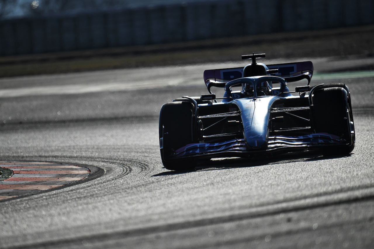TEST BARCELLONA, Esteban Ocon (FRA) Alpine F1 Team A522.
24.02.2022. Formula One Testing, Day Two, Barcelona, Spain. Giovedi'.
- www.xpbimages.com, EMail: requests@xpbimages.com © Copyright: Price / XPB Images
