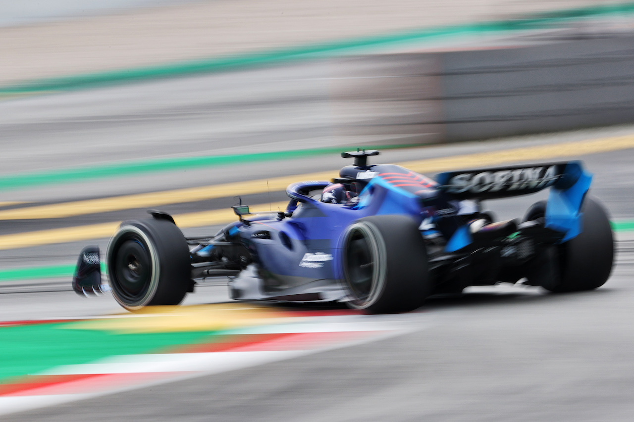TEST BARCELLONA, Alexander Albon (THA) Williams Racing FW44.
25.02.2022. Formula One Testing, Day Three, Barcelona, Spain. Venerdi'.
- www.xpbimages.com, EMail: requests@xpbimages.com © Copyright: Price / XPB Images