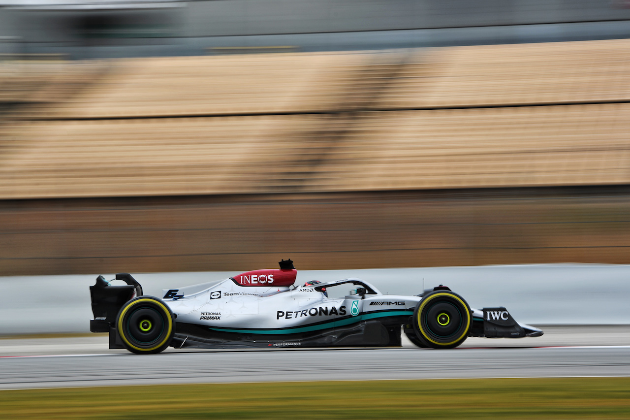 TEST BARCELLONA, George Russell (GBR) Mercedes AMG F1 W13.
25.02.2022. Formula One Testing, Day Three, Barcelona, Spain. Venerdi'.
- www.xpbimages.com, EMail: requests@xpbimages.com © Copyright: Price / XPB Images