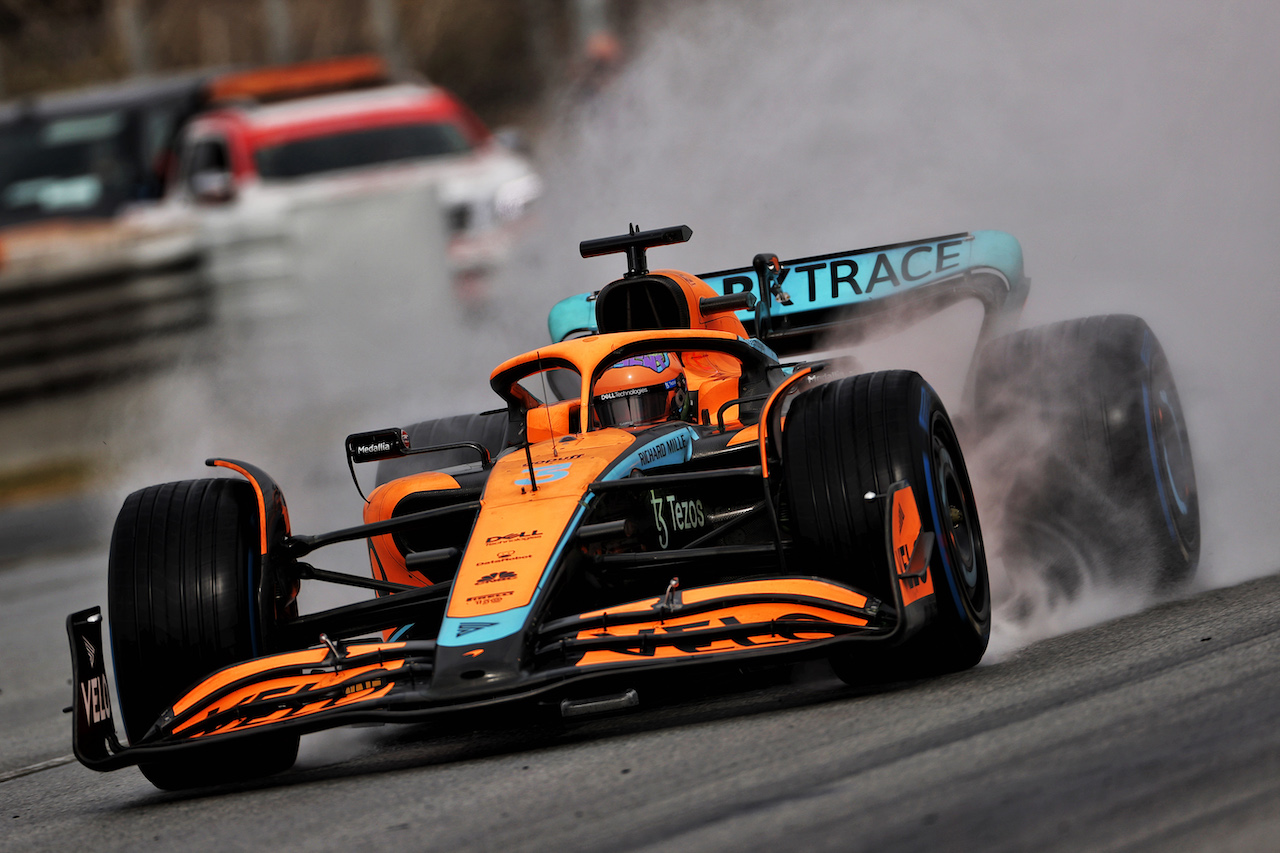 TEST BARCELLONA, Daniel Ricciardo (AUS) McLaren MCL36.
25.02.2022. Formula One Testing, Day Three, Barcelona, Spain. Venerdi'.
- www.xpbimages.com, EMail: requests@xpbimages.com © Copyright: Price / XPB Images