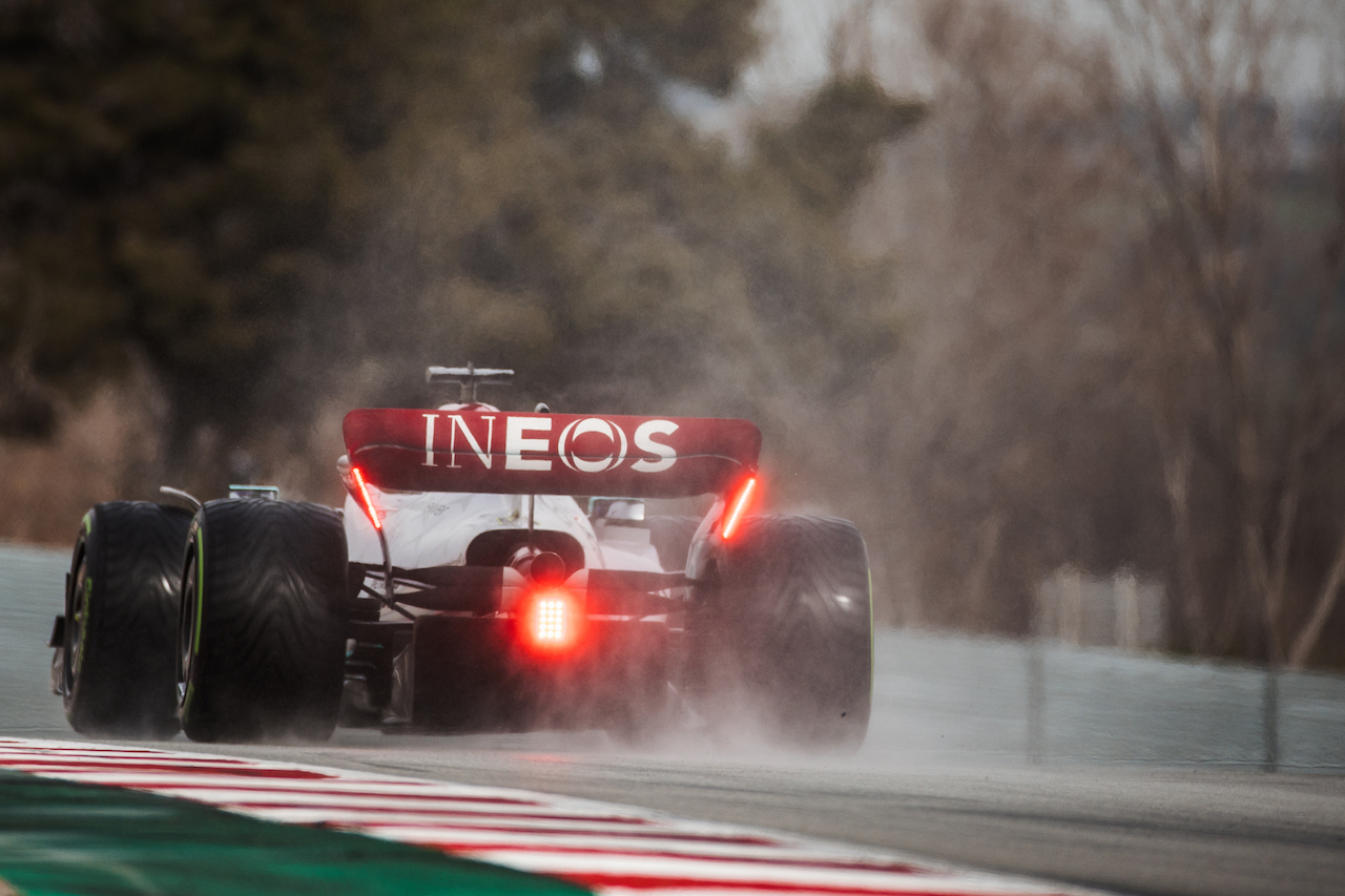 TEST BARCELLONA, Lewis Hamilton (GBR) Mercedes AMG F1 W13.
25.02.2022. Formula One Testing, Day Three, Barcelona, Spain. Venerdi'.
- www.xpbimages.com, EMail: requests@xpbimages.com © Copyright: Bearne / XPB Images