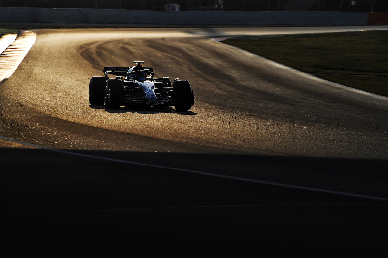 TEST BARCELLONA, Alexander Albon (THA) Williams Racing FW44.
25.02.2022. Formula One Testing, Day Three, Barcelona, Spain. Venerdi'.
- www.xpbimages.com, EMail: requests@xpbimages.com © Copyright: Price / XPB Images