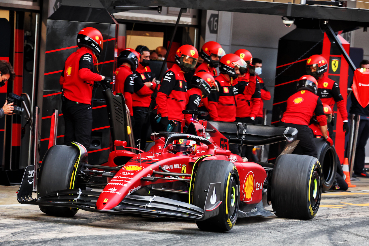 TEST BARCELLONA, Carlos Sainz Jr (ESP) Ferrari F1-75.
25.02.2022. Formula One Testing, Day Three, Barcelona, Spain. Venerdi'.
- www.xpbimages.com, EMail: requests@xpbimages.com © Copyright: Batchelor / XPB Images