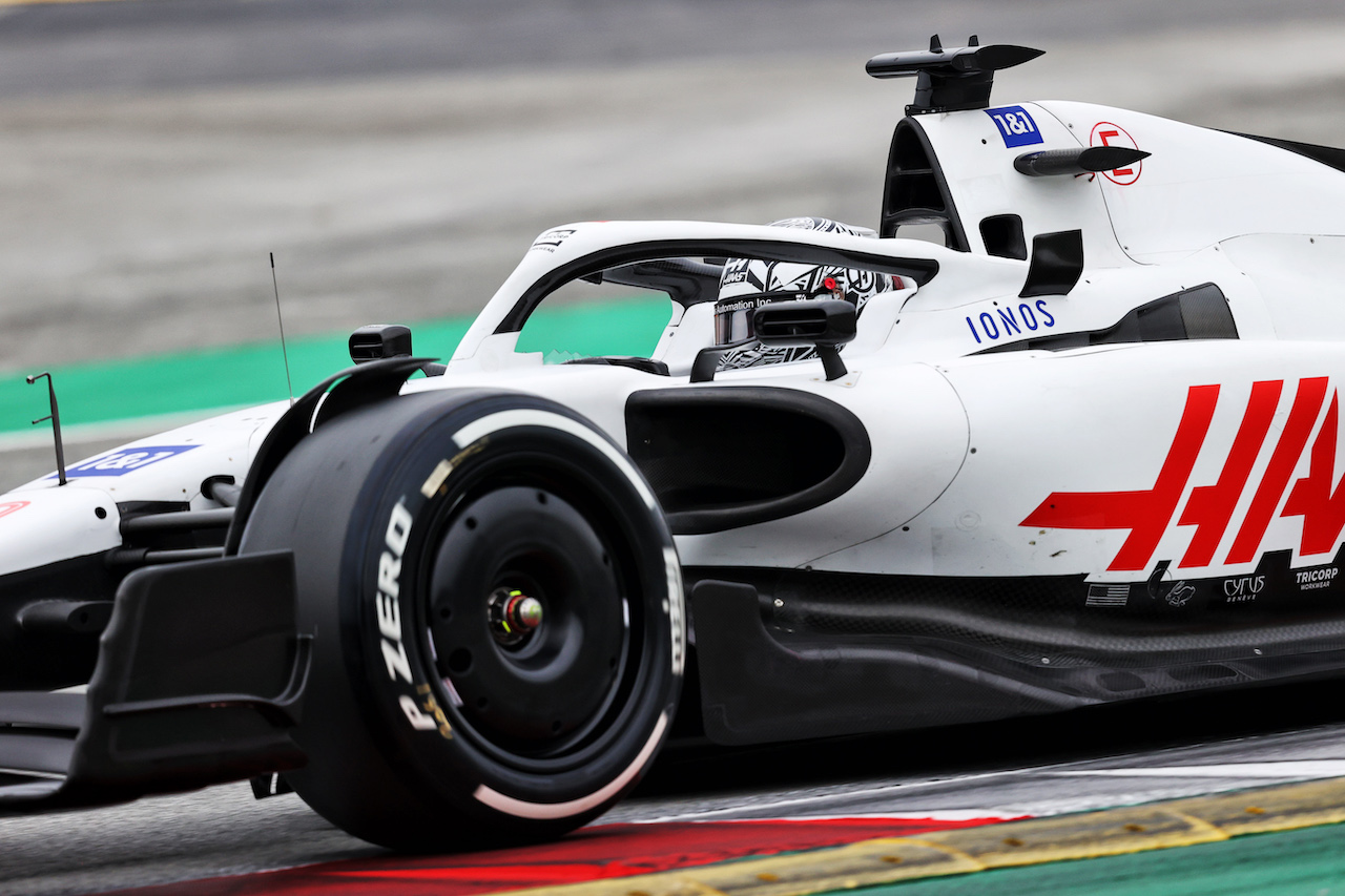 TEST BARCELLONA, Nikita Mazepin (RUS) Haas F1 Team VF-22.
25.02.2022. Formula One Testing, Day Three, Barcelona, Spain. Venerdi'.
- www.xpbimages.com, EMail: requests@xpbimages.com © Copyright: Moy / XPB Images