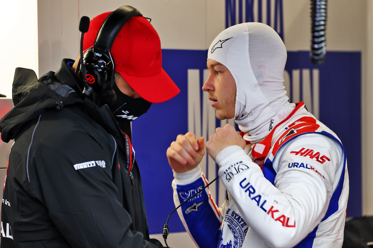 TEST BARCELLONA, Nikita Mazepin (RUS) Haas F1 Team.
25.02.2022. Formula One Testing, Day Three, Barcelona, Spain. Venerdi'.
- www.xpbimages.com, EMail: requests@xpbimages.com © Copyright: Batchelor / XPB Images