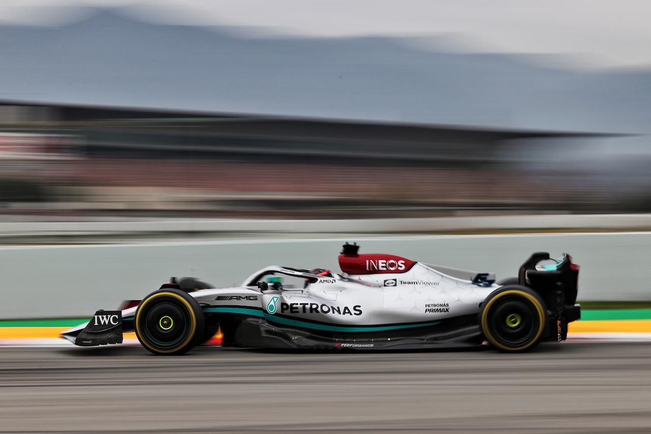 TEST BARCELLONA, George Russell (GBR) Mercedes AMG F1 W13.
25.02.2022. Formula One Testing, Day Three, Barcelona, Spain. Venerdi'.
- www.xpbimages.com, EMail: requests@xpbimages.com © Copyright: Moy / XPB Images