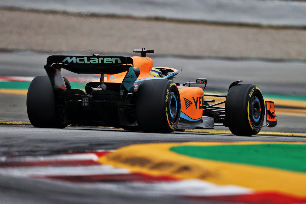 TEST BARCELLONA, Lando Norris (GBR) McLaren MCL36.
25.02.2022. Formula One Testing, Day Three, Barcelona, Spain. Venerdi'.
- www.xpbimages.com, EMail: requests@xpbimages.com © Copyright: Moy / XPB Images