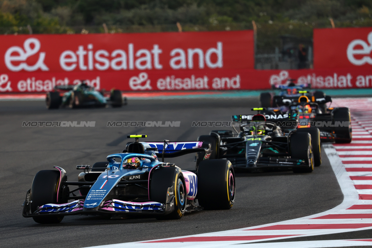 GP ABU DHABI, Pierre Gasly (FRA) Alpine F1 Team A523.

26.11.2023. Formula 1 World Championship, Rd 23, Abu Dhabi Grand Prix, Yas Marina Circuit, Abu Dhabi, Gara Day.

- www.xpbimages.com, EMail: requests@xpbimages.com © Copyright: Charniaux / XPB Images