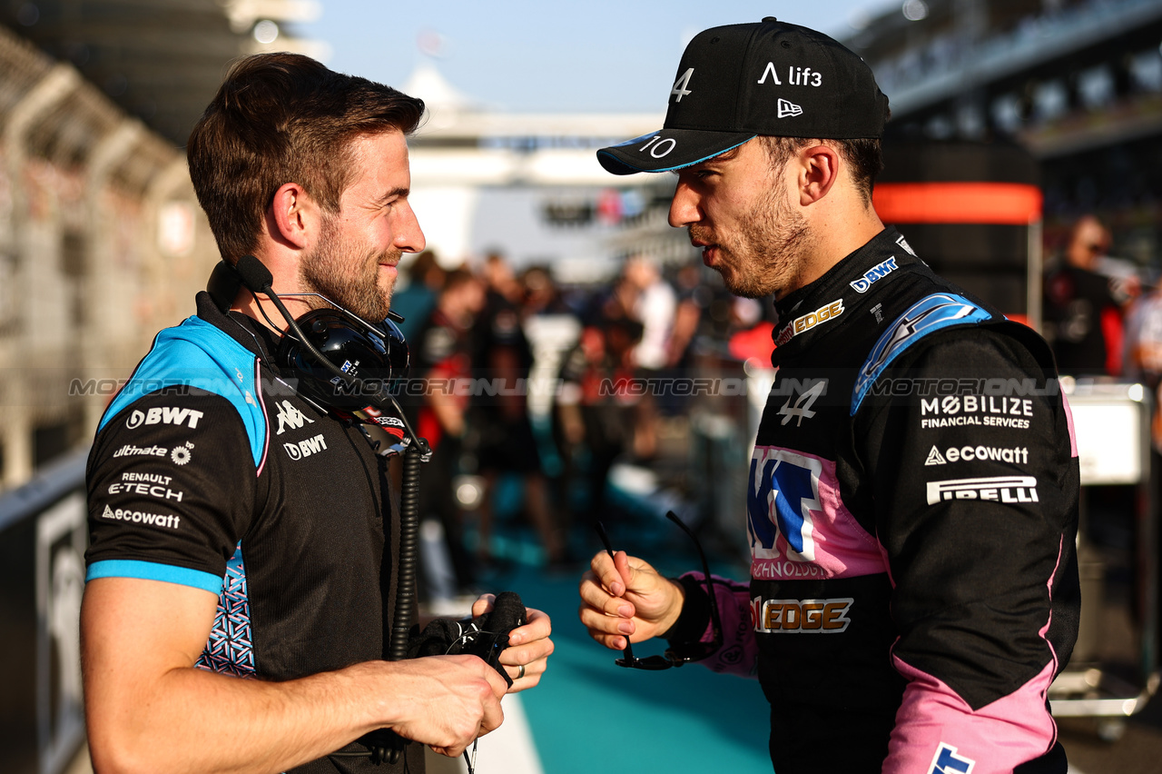 GP ABU DHABI, Pierre Gasly (FRA), Alpine F1 Team 
26.11.2023. Formula 1 World Championship, Rd 23, Abu Dhabi Grand Prix, Yas Marina Circuit, Abu Dhabi, Gara Day.
- www.xpbimages.com, EMail: requests@xpbimages.com © Copyright: Charniaux / XPB Images