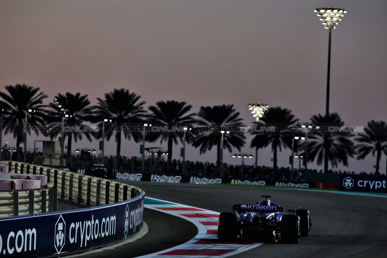 GP ABU DHABI, Alexander Albon (THA) Williams Racing FW45.

26.11.2023. Formula 1 World Championship, Rd 23, Abu Dhabi Grand Prix, Yas Marina Circuit, Abu Dhabi, Gara Day.

 - www.xpbimages.com, EMail: requests@xpbimages.com © Copyright: Coates / XPB Images