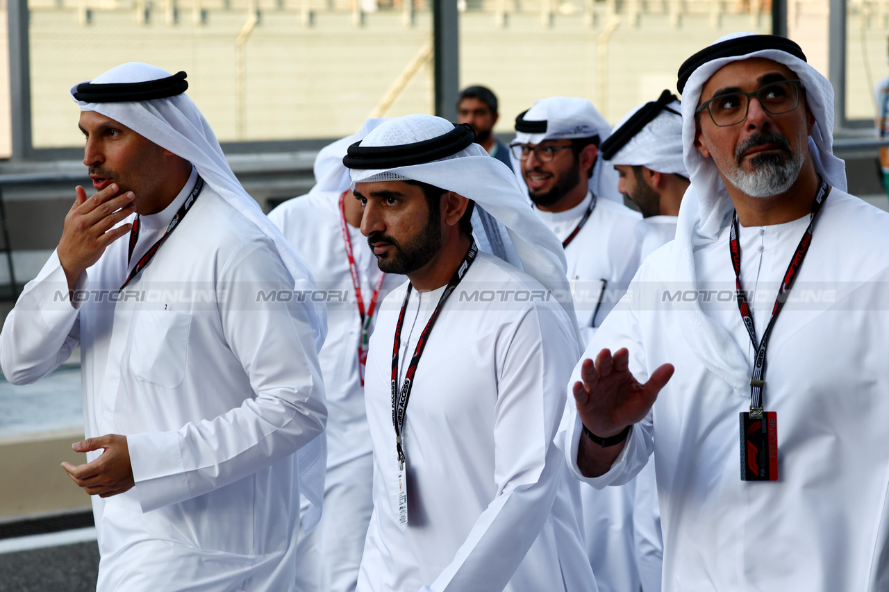 GP ABU DHABI, VIP guests.

26.11.2023. Formula 1 World Championship, Rd 23, Abu Dhabi Grand Prix, Yas Marina Circuit, Abu Dhabi, Gara Day.

 - www.xpbimages.com, EMail: requests@xpbimages.com © Copyright: Coates / XPB Images