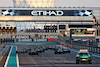 GP ABU DHABI, Logan Sargeant (USA) Williams Racing FW45 e Zhou Guanyu (CHN) Alfa Romeo F1 Team C43 at the partenza of the race.
26.11.2023. Formula 1 World Championship, Rd 23, Abu Dhabi Grand Prix, Yas Marina Circuit, Abu Dhabi, Gara Day.
- www.xpbimages.com, EMail: requests@xpbimages.com © Copyright: Charniaux / XPB Images