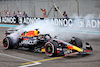 GP ABU DHABI, Gara winner Max Verstappen (NLD) Red Bull Racing RB19 celebrates with doughnuts at the end of the race in parc ferme.
26.11.2023. Formula 1 World Championship, Rd 23, Abu Dhabi Grand Prix, Yas Marina Circuit, Abu Dhabi, Gara Day.
- www.xpbimages.com, EMail: requests@xpbimages.com © Copyright: Batchelor / XPB Images