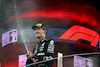 GP ABU DHABI, George Russell (GBR) Mercedes AMG F1 celebrates his third position on the podium.
26.11.2023. Formula 1 World Championship, Rd 23, Abu Dhabi Grand Prix, Yas Marina Circuit, Abu Dhabi, Gara Day.
- www.xpbimages.com, EMail: requests@xpbimages.com © Copyright: Moy / XPB Images