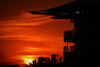 GP ABU DHABI, Circuit Atmosfera - sunset.
26.11.2023. Formula 1 World Championship, Rd 23, Abu Dhabi Grand Prix, Yas Marina Circuit, Abu Dhabi, Gara Day.
- www.xpbimages.com, EMail: requests@xpbimages.com © Copyright: Moy / XPB Images