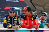 GP ABU DHABI, (L to R): Sergio Perez (MEX) Red Bull Racing Carlos Sainz Jr (ESP) Ferrari on the drivers' parade.
26.11.2023. Formula 1 World Championship, Rd 23, Abu Dhabi Grand Prix, Yas Marina Circuit, Abu Dhabi, Gara Day.
 - www.xpbimages.com, EMail: requests@xpbimages.com © Copyright: Coates / XPB Images