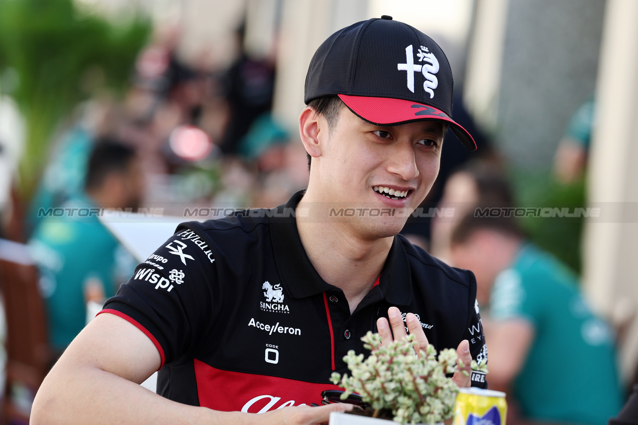 GP ABU DHABI, Zhou Guanyu (CHN) Alfa Romeo F1 Team.

23.11.2023. Formula 1 World Championship, Rd 23, Abu Dhabi Grand Prix, Yas Marina Circuit, Abu Dhabi, Preparation Day.

- www.xpbimages.com, EMail: requests@xpbimages.com © Copyright: Moy / XPB Images