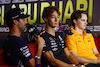 GP ABU DHABI, (L to R): Daniel Ricciardo (AUS) AlphaTauri; George Russell (GBR) Mercedes AMG F1; e Oscar Piastri (AUS) McLaren, in the FIA Press Conference.
23.11.2023. Formula 1 World Championship, Rd 23, Abu Dhabi Grand Prix, Yas Marina Circuit, Abu Dhabi, Preparation Day.
- www.xpbimages.com, EMail: requests@xpbimages.com © Copyright: Batchelor / XPB Images