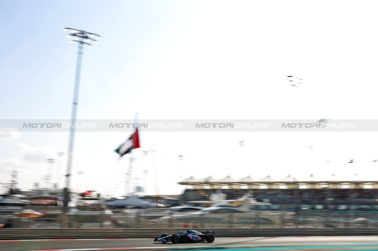 GP ABU DHABI, Pierre Gasly (FRA) Alpine F1 Team A523.

25.11.2023. Formula 1 World Championship, Rd 23, Abu Dhabi Grand Prix, Yas Marina Circuit, Abu Dhabi, Qualifiche Day.

- www.xpbimages.com, EMail: requests@xpbimages.com © Copyright: Moy / XPB Images