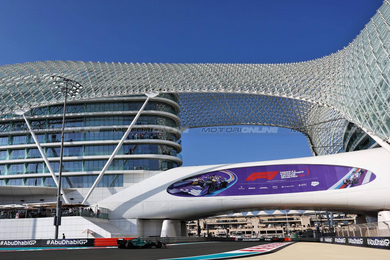 GP ABU DHABI, Fernando Alonso (ESP) Aston Martin F1 Team AMR23.

25.11.2023. Formula 1 World Championship, Rd 23, Abu Dhabi Grand Prix, Yas Marina Circuit, Abu Dhabi, Qualifiche Day.

- www.xpbimages.com, EMail: requests@xpbimages.com © Copyright: Moy / XPB Images