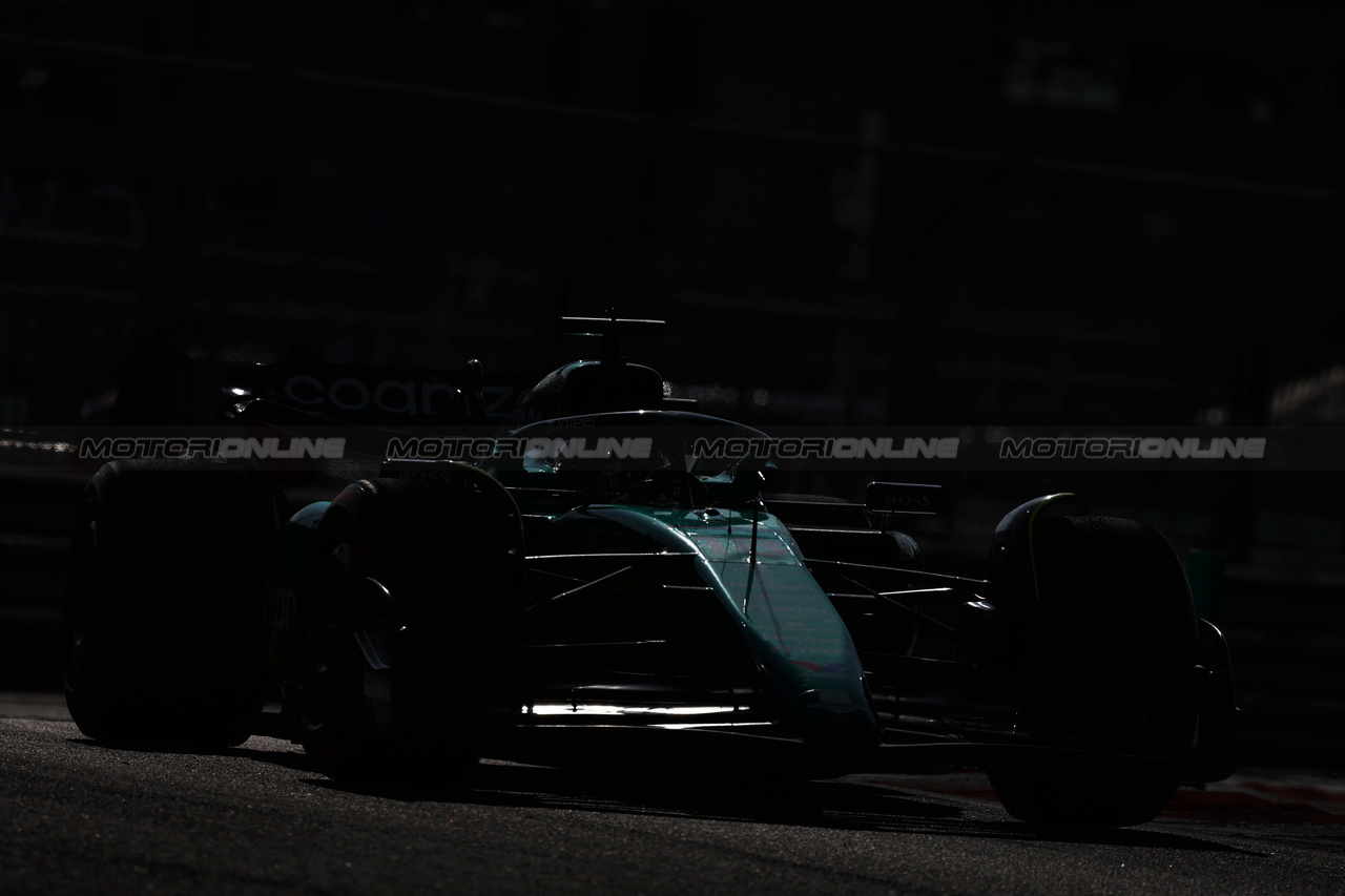 GP ABU DHABI, Lance Stroll (CDN) Aston Martin F1 Team AMR23.

25.11.2023. Formula 1 World Championship, Rd 23, Abu Dhabi Grand Prix, Yas Marina Circuit, Abu Dhabi, Qualifiche Day.

- www.xpbimages.com, EMail: requests@xpbimages.com © Copyright: Moy / XPB Images