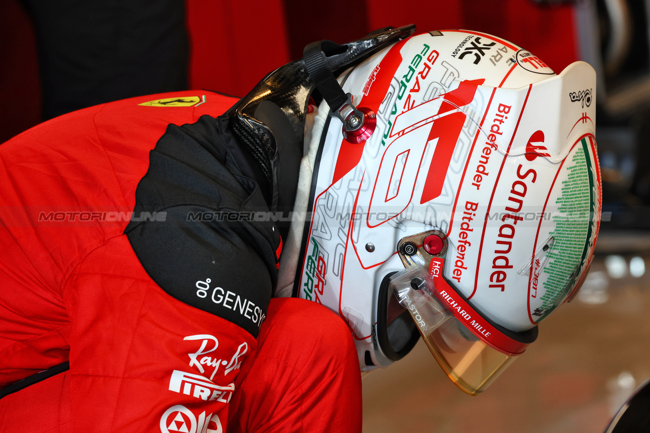 GP ABU DHABI, Charles Leclerc (MON) Ferrari.

25.11.2023. Formula 1 World Championship, Rd 23, Abu Dhabi Grand Prix, Yas Marina Circuit, Abu Dhabi, Qualifiche Day.

- www.xpbimages.com, EMail: requests@xpbimages.com © Copyright: Batchelor / XPB Images