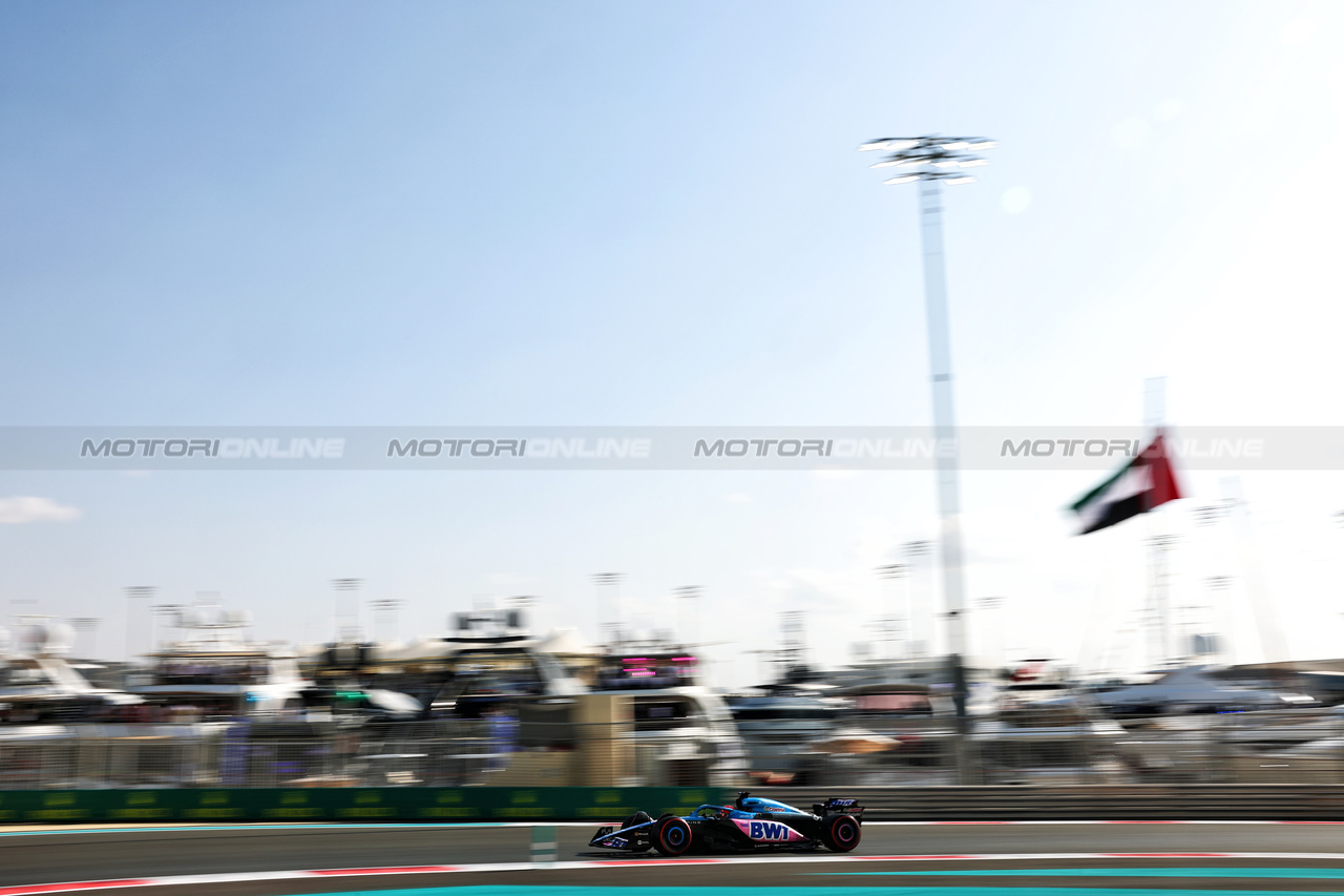 GP ABU DHABI, Esteban Ocon (FRA) Alpine F1 Team A523.



25.11.2023. Formula 1 World Championship, Rd 23, Abu Dhabi Grand Prix, Yas Marina Circuit, Abu Dhabi, Qualifiche Day.

 - www.xpbimages.com, EMail: requests@xpbimages.com © Copyright: Coates / XPB Images