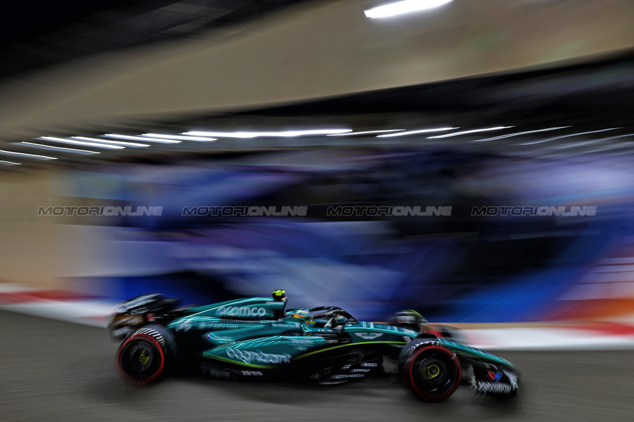 GP ABU DHABI, Fernando Alonso (ESP) Aston Martin F1 Team AMR23.

25.11.2023. Formula 1 World Championship, Rd 23, Abu Dhabi Grand Prix, Yas Marina Circuit, Abu Dhabi, Qualifiche Day.

 - www.xpbimages.com, EMail: requests@xpbimages.com © Copyright: Coates / XPB Images