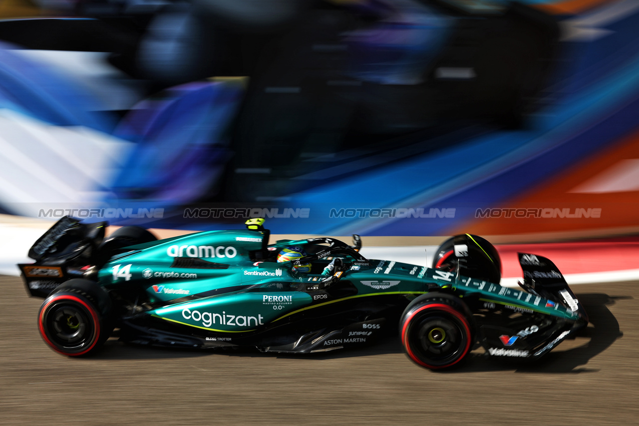 GP ABU DHABI, Fernando Alonso (ESP) Aston Martin F1 Team AMR23.

25.11.2023. Formula 1 World Championship, Rd 23, Abu Dhabi Grand Prix, Yas Marina Circuit, Abu Dhabi, Qualifiche Day.

- www.xpbimages.com, EMail: requests@xpbimages.com © Copyright: Batchelor / XPB Images