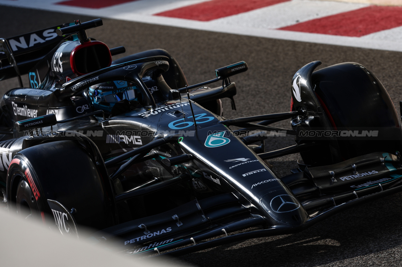 GP ABU DHABI, George Russell (GBR), Mercedes AMG F1 
25.11.2023. Formula 1 World Championship, Rd 23, Abu Dhabi Grand Prix, Yas Marina Circuit, Abu Dhabi, Qualifiche Day.
- www.xpbimages.com, EMail: requests@xpbimages.com © Copyright: Charniaux / XPB Images