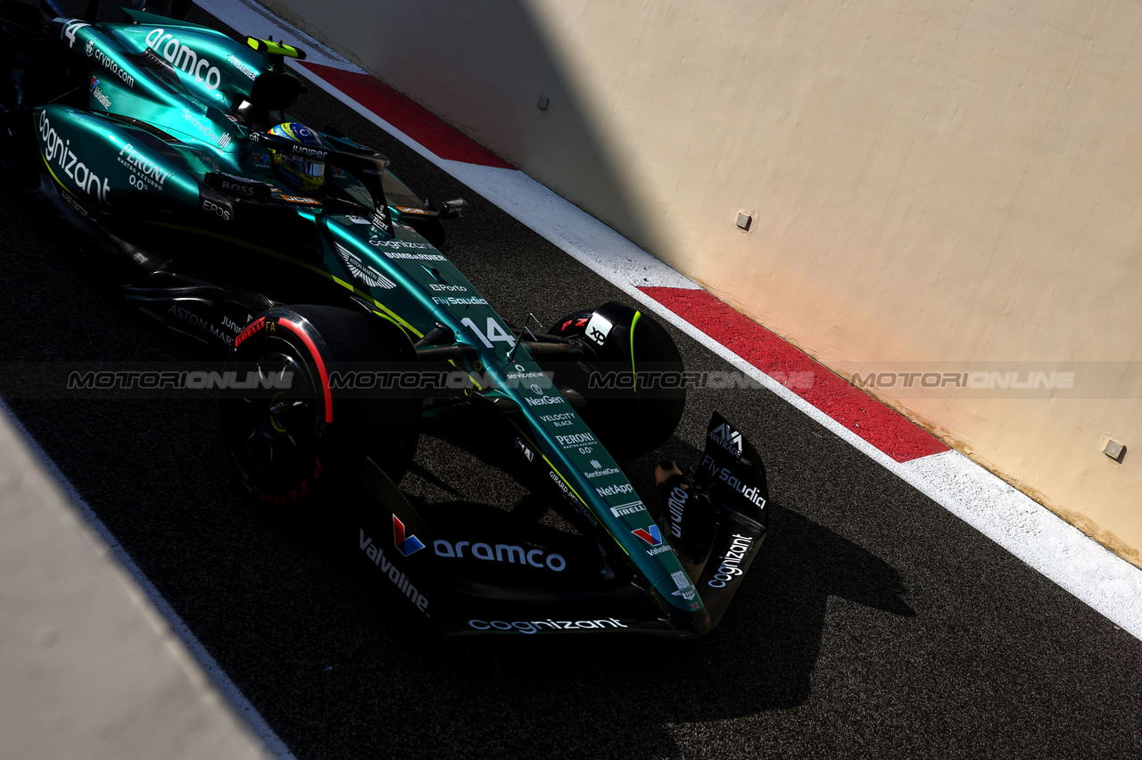 GP ABU DHABI, Fernando Alonso (ESP), Aston Martin Racing 
25.11.2023. Formula 1 World Championship, Rd 23, Abu Dhabi Grand Prix, Yas Marina Circuit, Abu Dhabi, Qualifiche Day.
- www.xpbimages.com, EMail: requests@xpbimages.com © Copyright: Charniaux / XPB Images