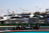 GP ABU DHABI, Lewis Hamilton (GBR) Mercedes AMG F1 W14.
25.11.2023. Formula 1 World Championship, Rd 23, Abu Dhabi Grand Prix, Yas Marina Circuit, Abu Dhabi, Qualifiche Day.
- www.xpbimages.com, EMail: requests@xpbimages.com © Copyright: Moy / XPB Images