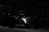 GP ABU DHABI, Lewis Hamilton (GBR) Mercedes AMG F1 W14.
25.11.2023. Formula 1 World Championship, Rd 23, Abu Dhabi Grand Prix, Yas Marina Circuit, Abu Dhabi, Qualifiche Day.
- www.xpbimages.com, EMail: requests@xpbimages.com © Copyright: Moy / XPB Images