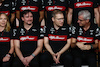 GP ABU DHABI, (L to R): Ruth Buscombe (GBR) Alfa Romeo F1 Team Head of Gara Strategy; James Key (GBR) Alfa Romeo F1 Team Technical Director with Andreas Seidl (GER) Sauber Group Chief Executive Officer e Alessandro Alunni Bravi (ITA) Alfa Romeo F1 Team Managing Director e Team Representative at a team photograph.
25.11.2023. Formula 1 World Championship, Rd 23, Abu Dhabi Grand Prix, Yas Marina Circuit, Abu Dhabi, Qualifiche Day.
- www.xpbimages.com, EMail: requests@xpbimages.com © Copyright: Moy / XPB Images