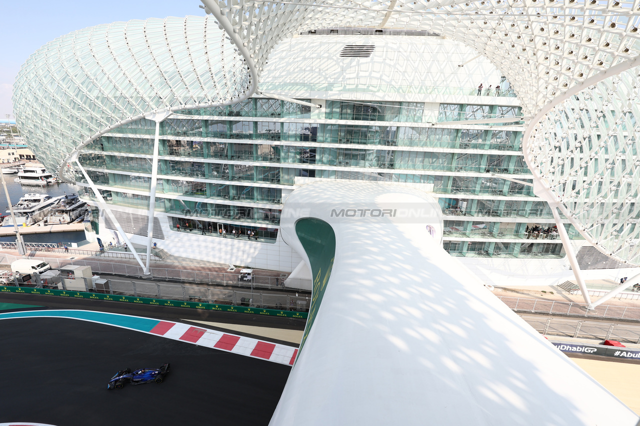 GP ABU DHABI, Zak O'Sullivan (GBR) Williams Racing FW45 Academy Driver.

24.11.2023. Formula 1 World Championship, Rd 23, Abu Dhabi Grand Prix, Yas Marina Circuit, Abu Dhabi, Practice Day.

- www.xpbimages.com, EMail: requests@xpbimages.com © Copyright: Moy / XPB Images