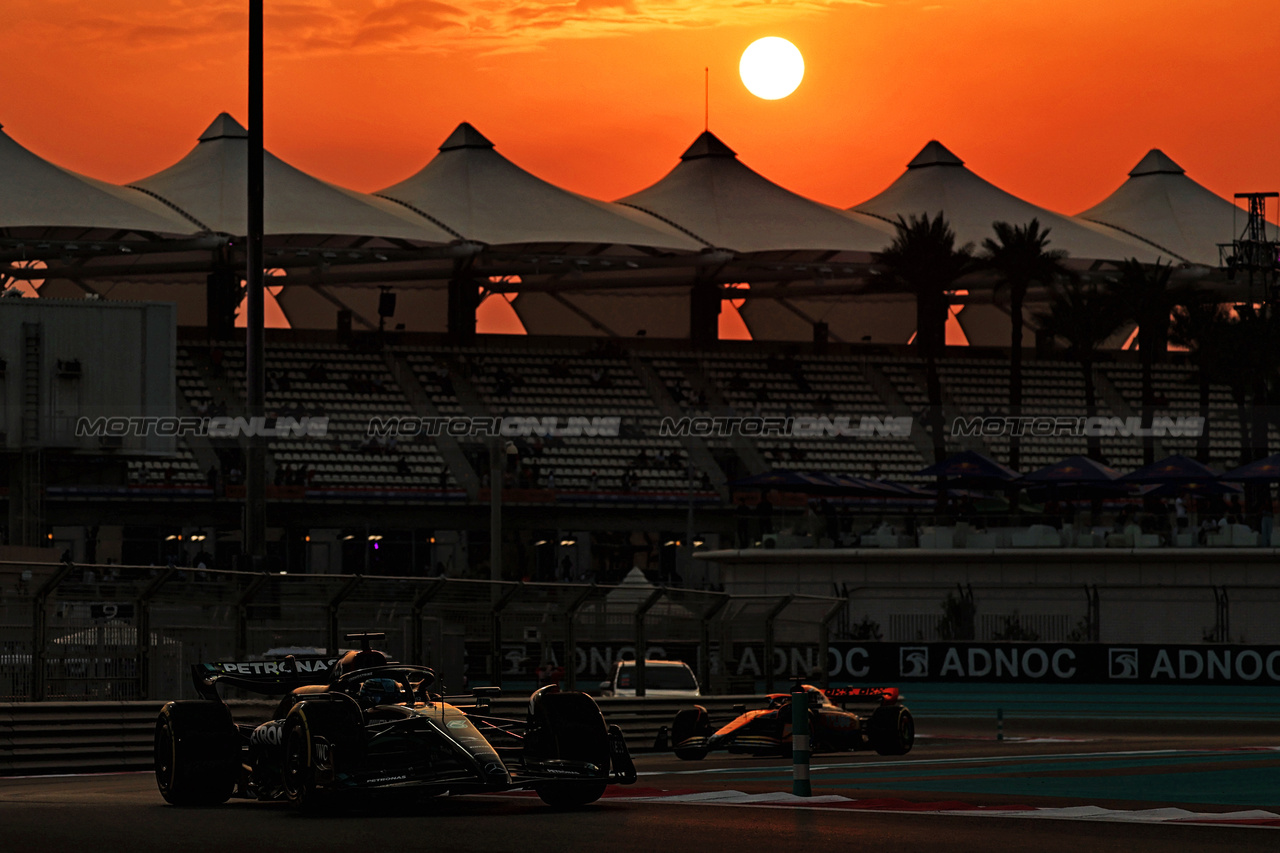 GP ABU DHABI, George Russell (GBR) Mercedes AMG F1 W14.

24.11.2023. Formula 1 World Championship, Rd 23, Abu Dhabi Grand Prix, Yas Marina Circuit, Abu Dhabi, Practice Day.

- www.xpbimages.com, EMail: requests@xpbimages.com © Copyright: Moy / XPB Images