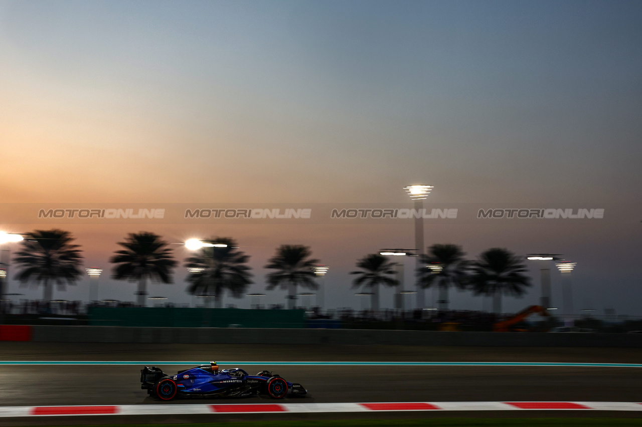 GP ABU DHABI, Logan Sargeant (USA), Williams F1 Team  
24.11.2023. Formula 1 World Championship, Rd 23, Abu Dhabi Grand Prix, Yas Marina Circuit, Abu Dhabi, Practice Day.
- www.xpbimages.com, EMail: requests@xpbimages.com © Copyright: Charniaux / XPB Images