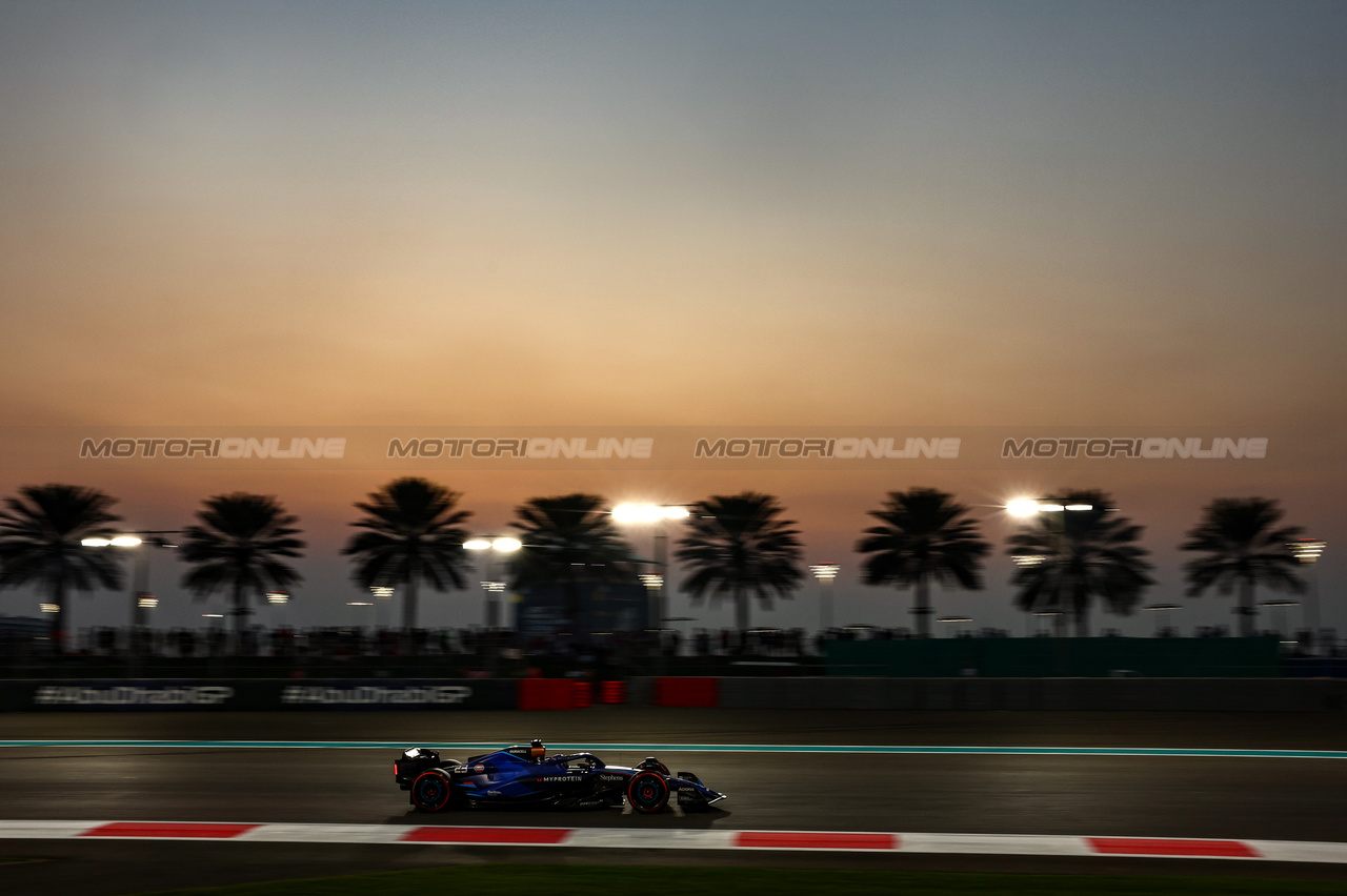 GP ABU DHABI, Alex Albon (THA), Williams F1 Team 
24.11.2023. Formula 1 World Championship, Rd 23, Abu Dhabi Grand Prix, Yas Marina Circuit, Abu Dhabi, Practice Day.
- www.xpbimages.com, EMail: requests@xpbimages.com © Copyright: Charniaux / XPB Images