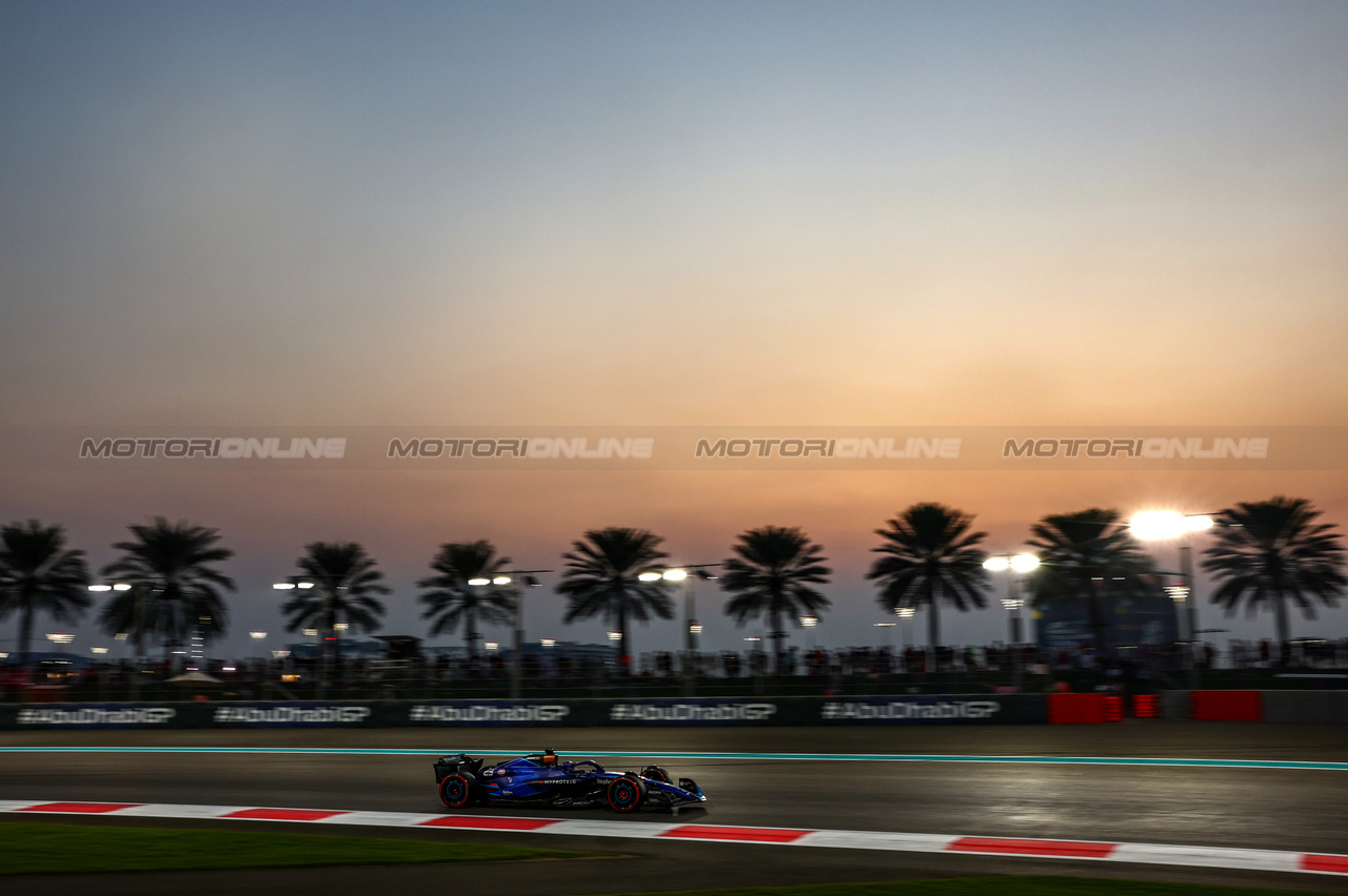 GP ABU DHABI, Alex Albon (THA), Williams F1 Team 
24.11.2023. Formula 1 World Championship, Rd 23, Abu Dhabi Grand Prix, Yas Marina Circuit, Abu Dhabi, Practice Day.
- www.xpbimages.com, EMail: requests@xpbimages.com © Copyright: Charniaux / XPB Images