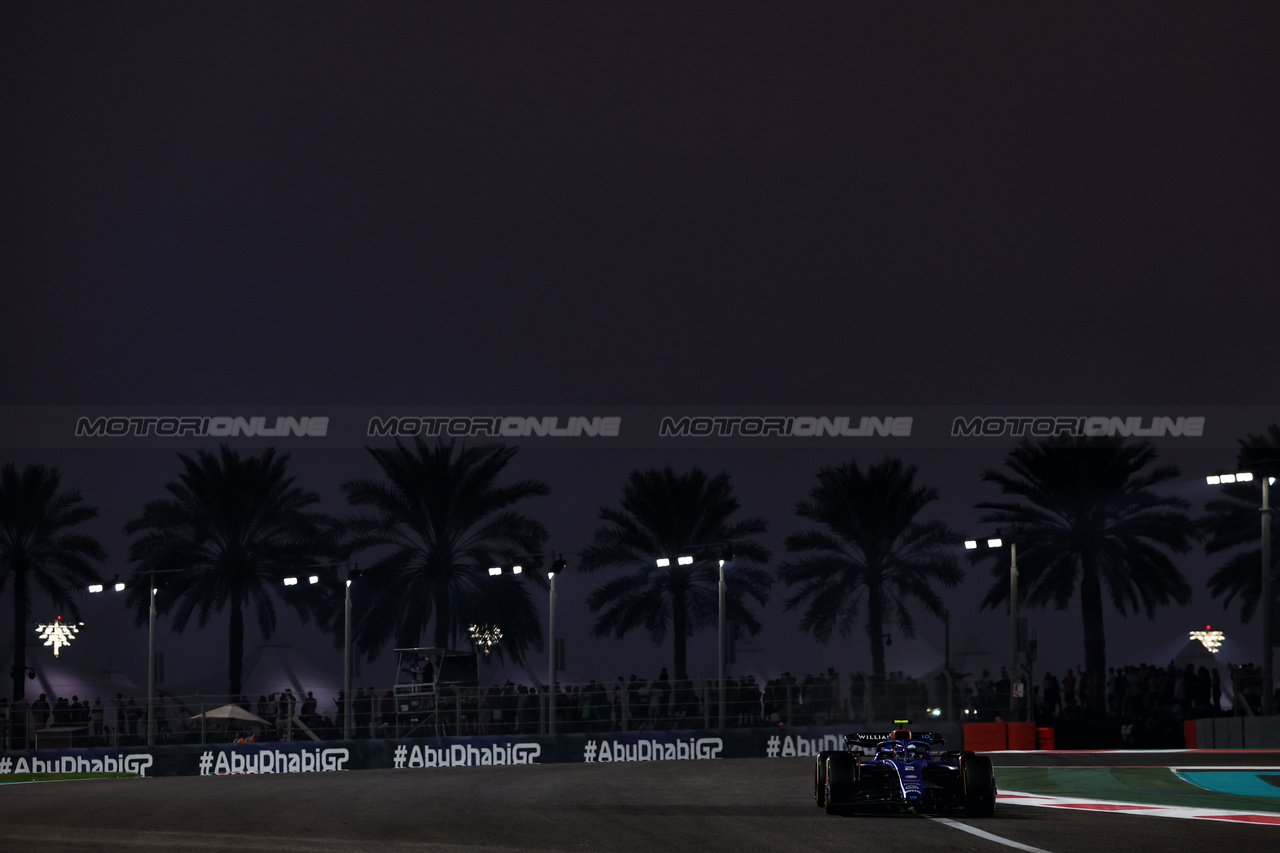 GP ABU DHABI, Logan Sargeant (USA) Williams Racing FW45.



24.11.2023. Formula 1 World Championship, Rd 23, Abu Dhabi Grand Prix, Yas Marina Circuit, Abu Dhabi, Practice Day.

 - www.xpbimages.com, EMail: requests@xpbimages.com © Copyright: Coates / XPB Images