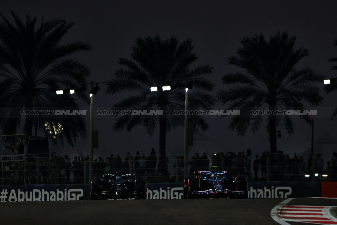 GP ABU DHABI, Pierre Gasly (FRA) Alpine F1 Team A523.

24.11.2023. Formula 1 World Championship, Rd 23, Abu Dhabi Grand Prix, Yas Marina Circuit, Abu Dhabi, Practice Day.

 - www.xpbimages.com, EMail: requests@xpbimages.com © Copyright: Coates / XPB Images